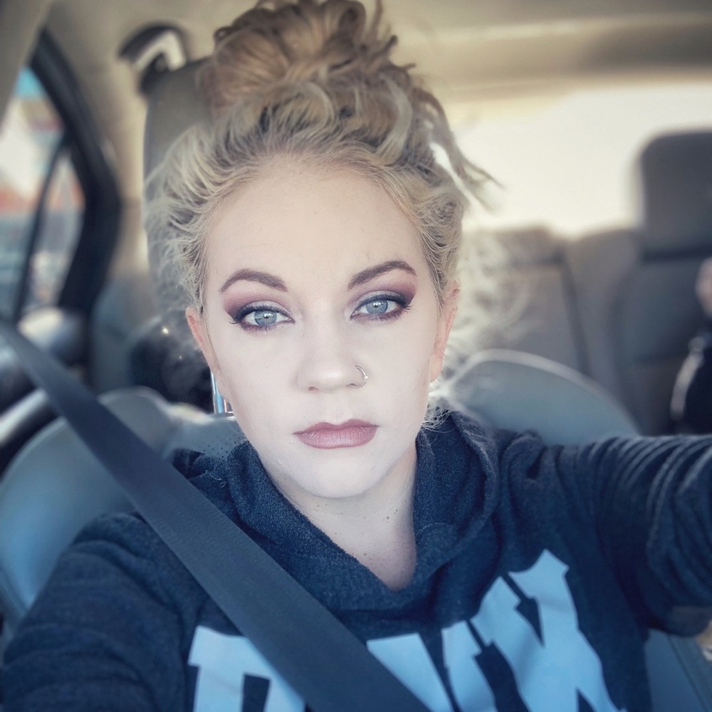 Meet your Posher, Brittney